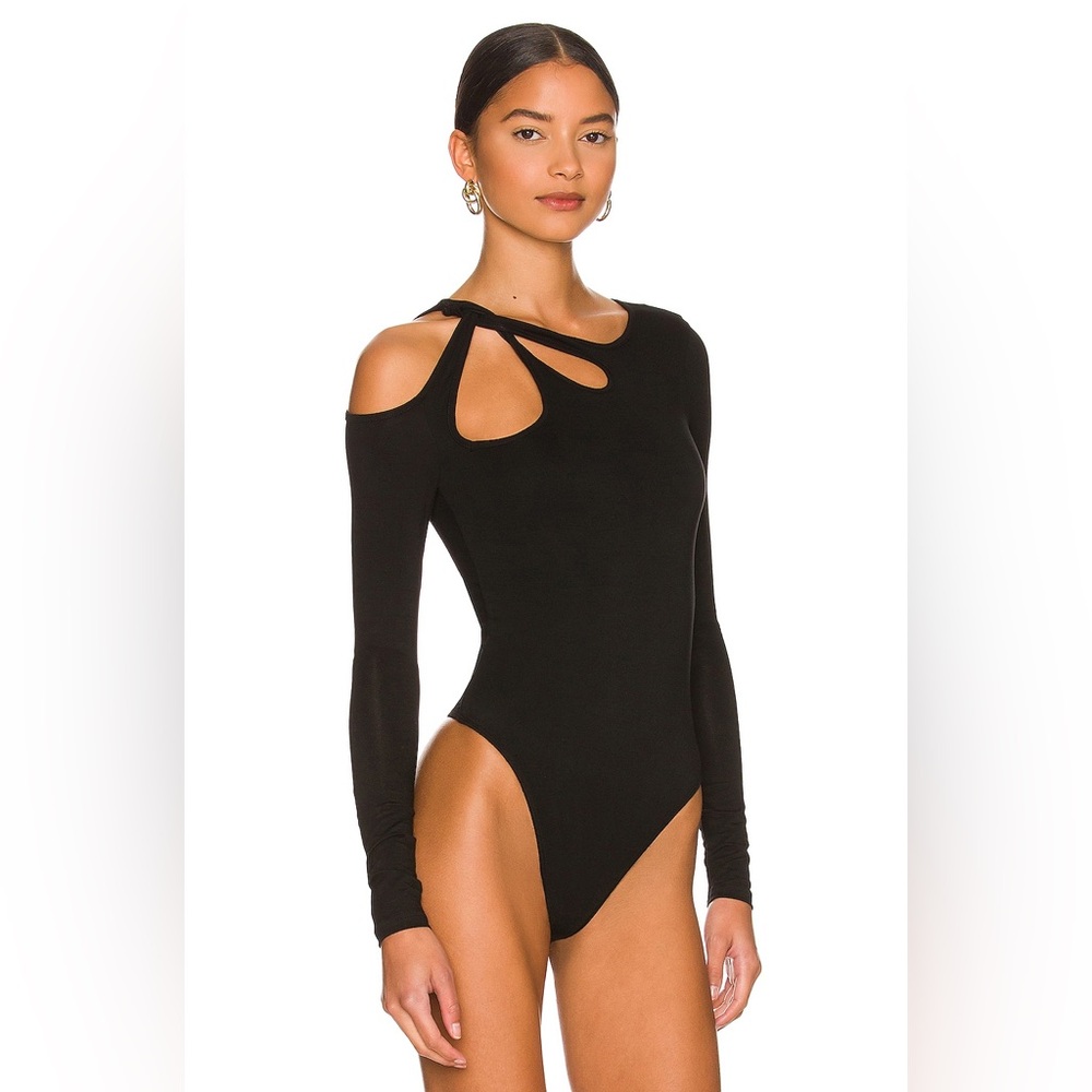 Revolve Superdown Black Yesenia Twist Bodysuit - Picture 3 of 13
